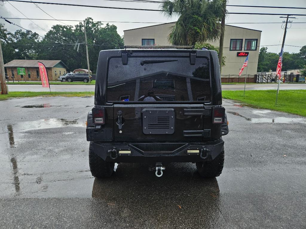 2013 Jeep Wrangler Unlimited Sahara - Photo 7