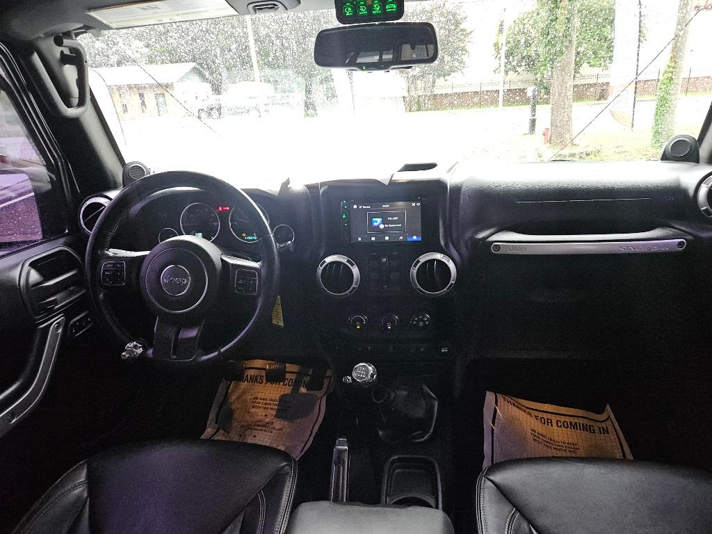 2013 Jeep Wrangler Unlimited Sahara - Photo 12