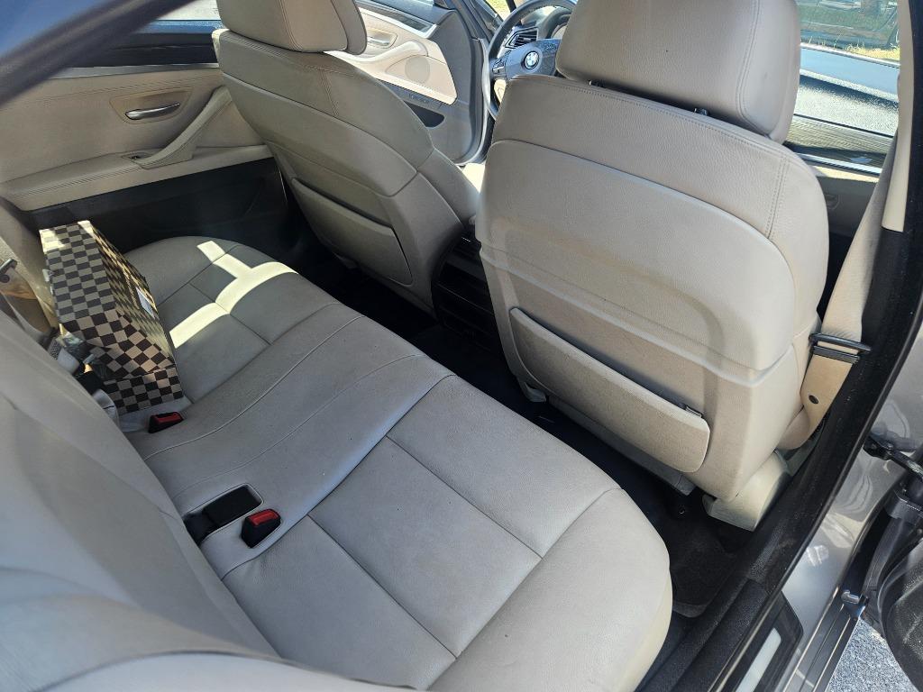 2013 BMW 5 Series 528i - Photo 11