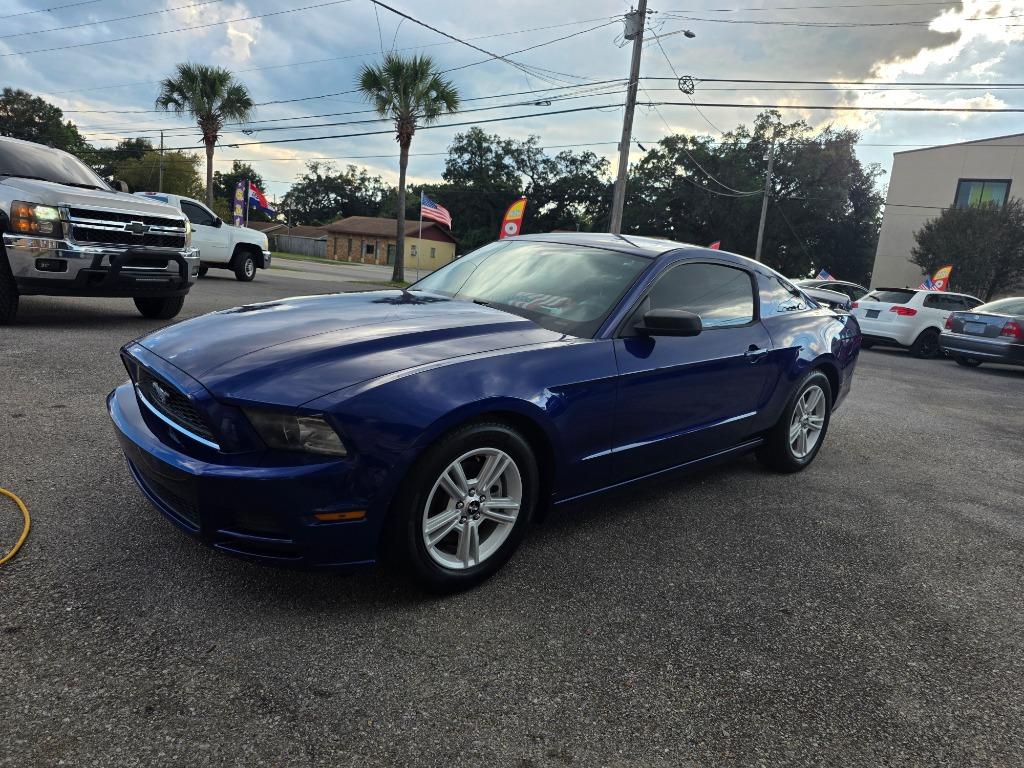 2014 Ford Mustang V6