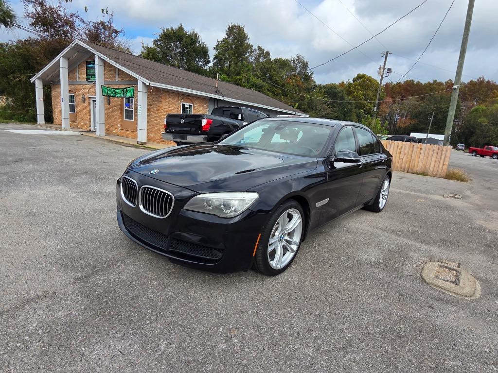 2014 BMW 7 Series 750Li's photo