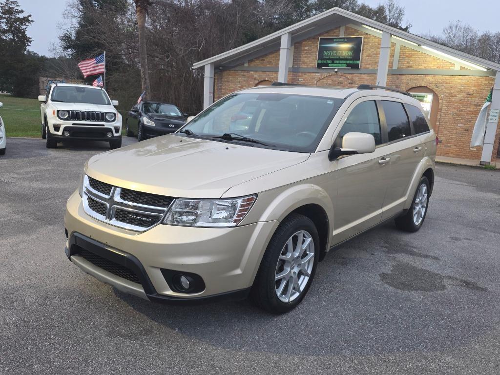 2011 Dodge Journey Mainstreet's photo
