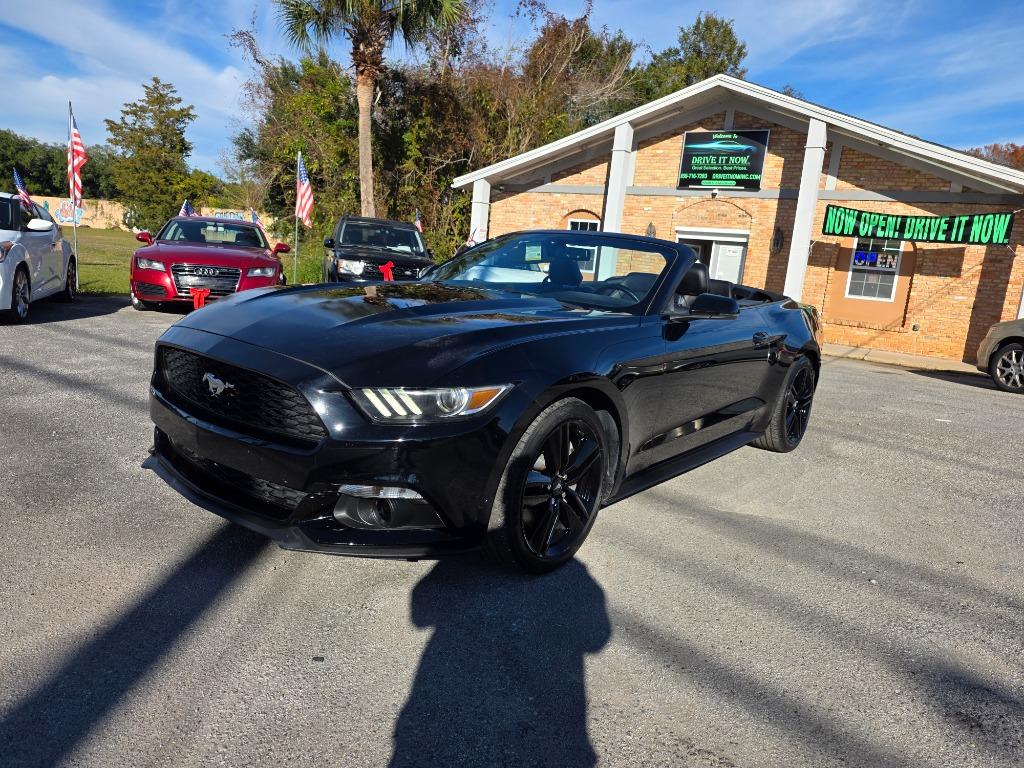 2016 Ford Mustang EcoBoost Premium's photo