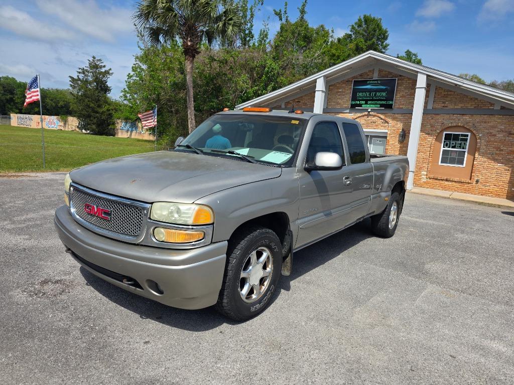 2003 GMC Sierra Denali