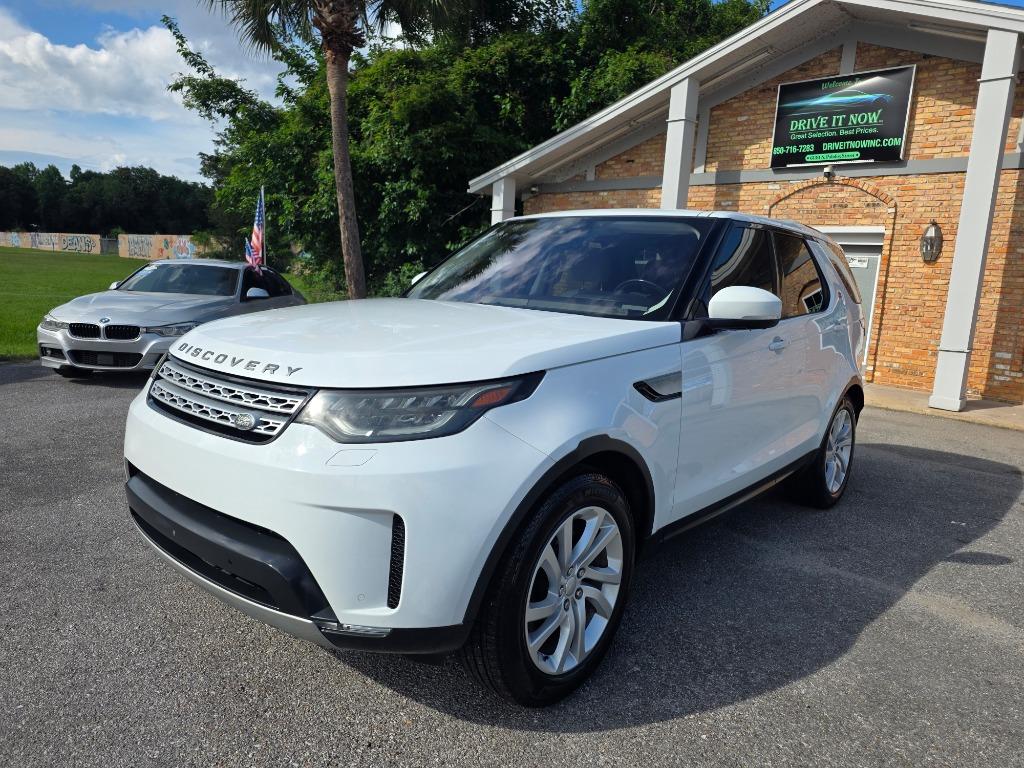 2017 Land Rover Discovery HSE's photo